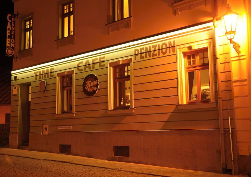 Time Cafe & Penzion Pribram Exterior foto