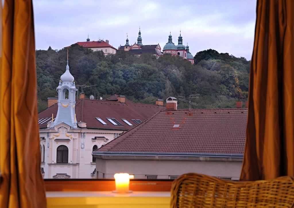 Time Cafe & Penzion Pribram Exterior foto